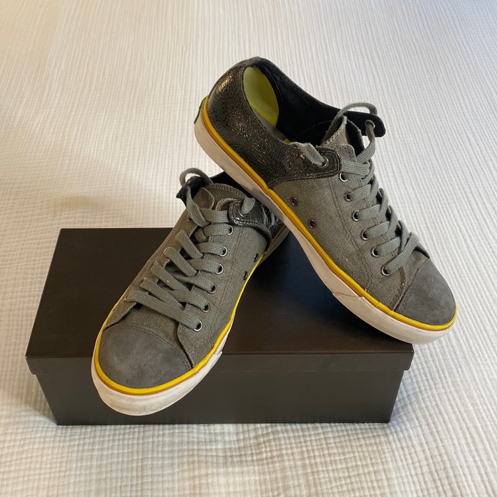 LIKE NEW PF Flyers Canvas and Suede Toe Sneakers